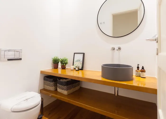 Flh Campo Pequeno Classic Charm With Garden * Lisboa