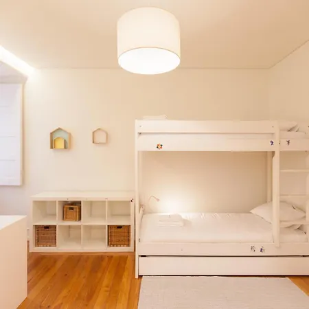 Flh Campo Pequeno Classic Charm With Garden